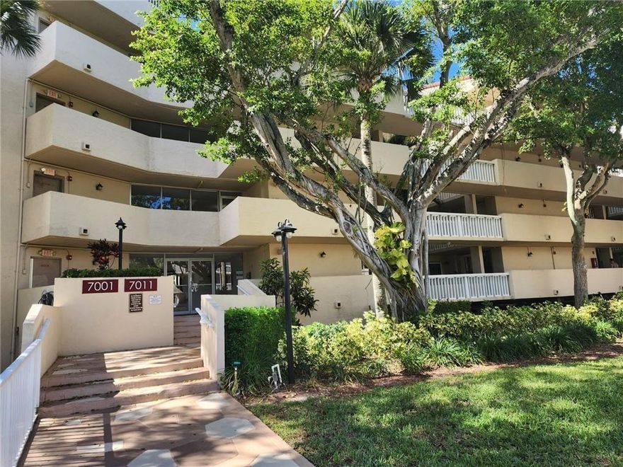 Very spacious 1 Bedroom 2 full bathrooms condo unit in Environ all ages community. Unit has serene city views. The spacious master bedroom features a walk in closet and balcony access. Located in a gated with building key/ card entry. Unit comes with 1 covered parking space. Community has a Community pool. Pls note that association requires a minimum Credit Score of 670 and a minimum income of $42k (individual) and min $60k combined (per couple). Laundry room on each floor. Short walk to Environ Cultural Center which features a pool, bowling alley, exercise room, sauna, basketball courts, movie theater, library and pool hall. Association requires an additional $1,000 deposit.