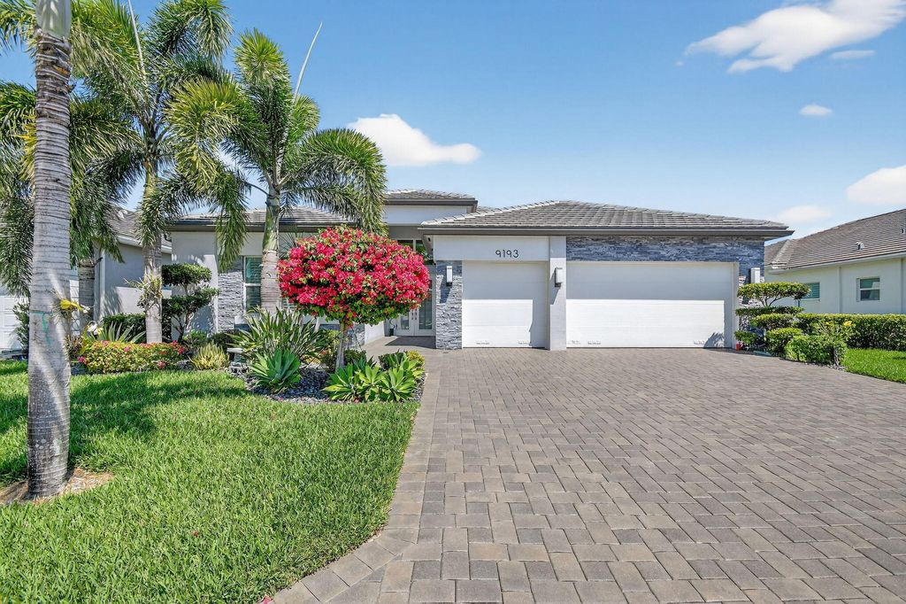 Photo of 9193 Seahorse Bay Drive, Boynton Beach, FL 33473 (MLS # B26002758)