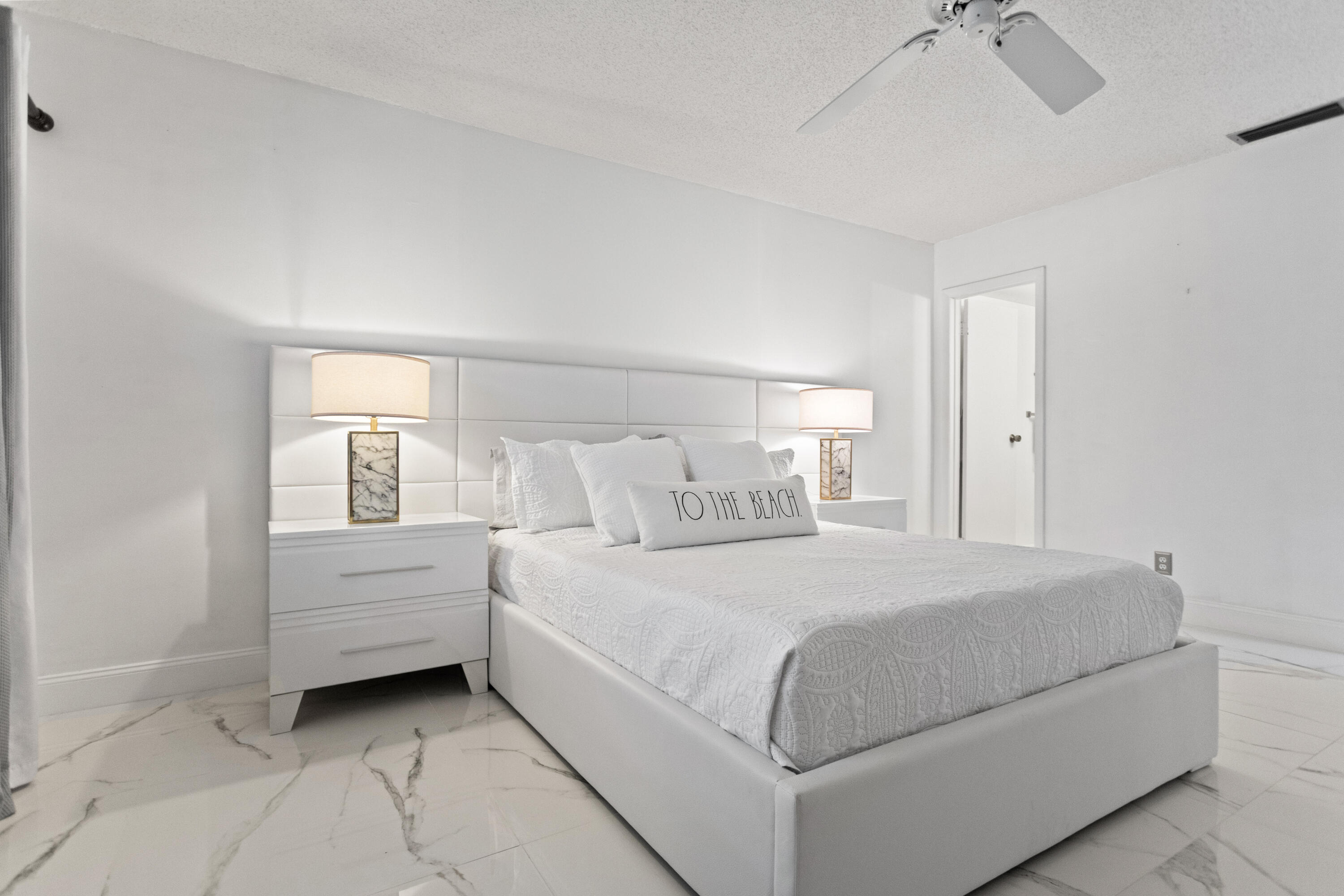 LAURELS AT MARGATE CONDO - Residential