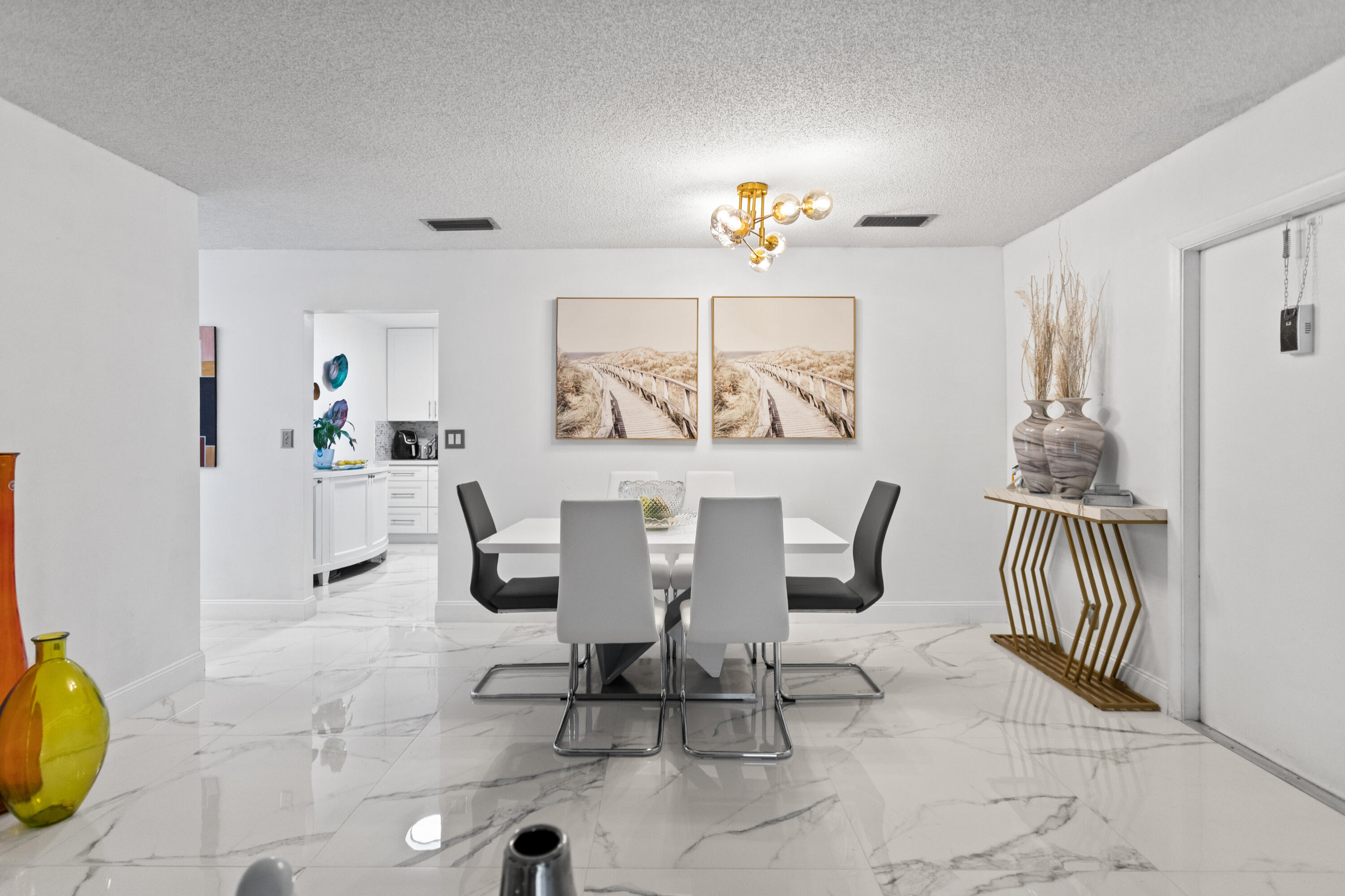 LAURELS AT MARGATE CONDO - Residential