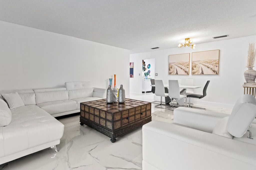 Photo of 335 W Laurel Drive #8m, Margate, FL 33063 (MLS # R11146948)