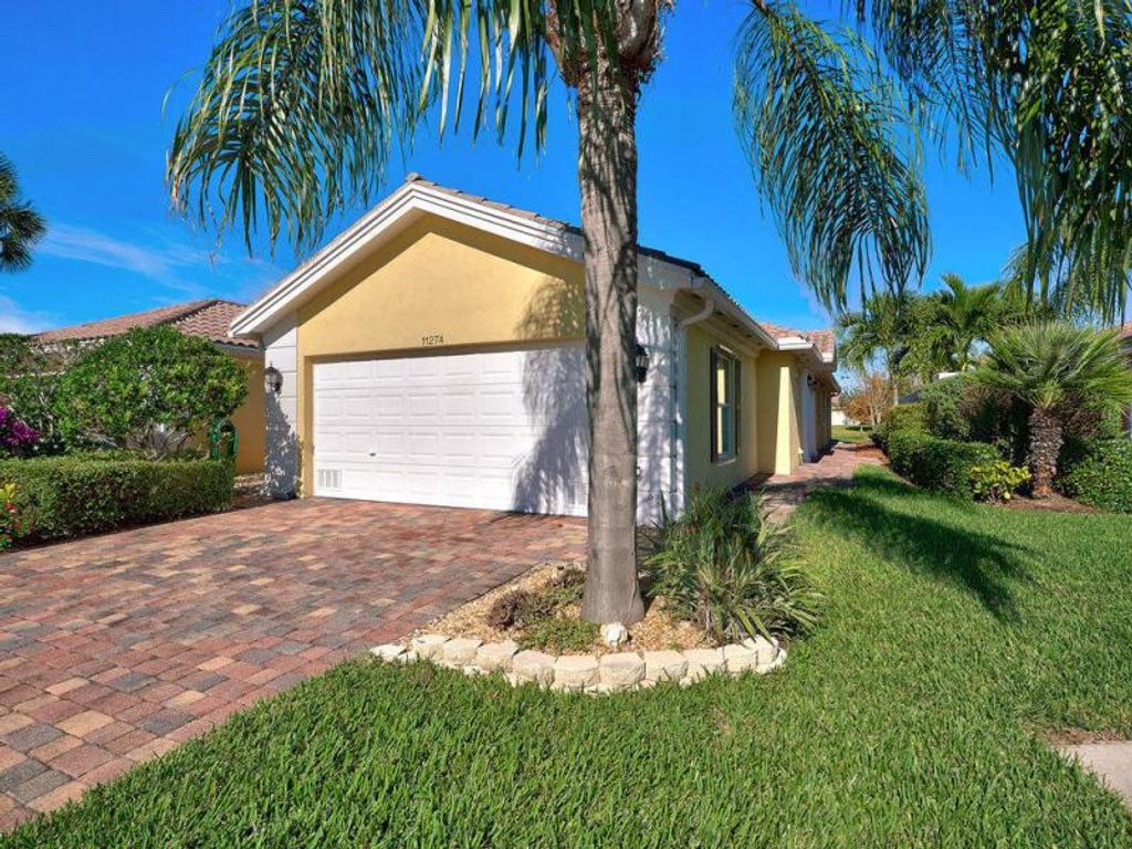 Photo of 11274 SW Pembroke Drive, Port Saint Lucie, FL 34987 (MLS # R10773008)