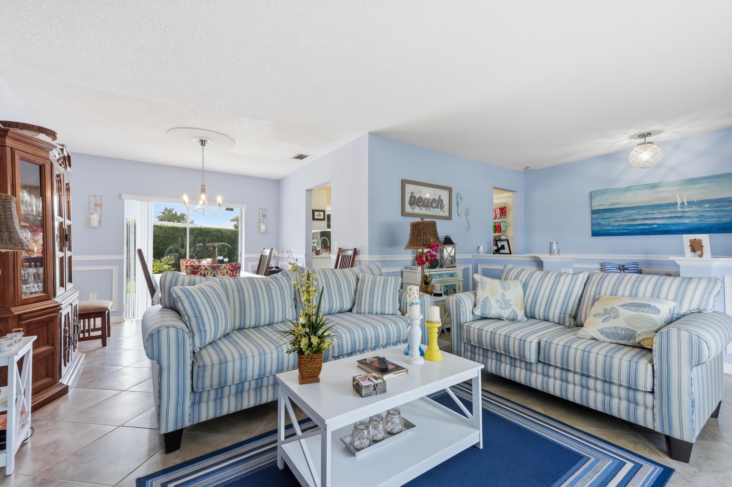 PALM BEACH LAKES SOUTH 2 - Residential