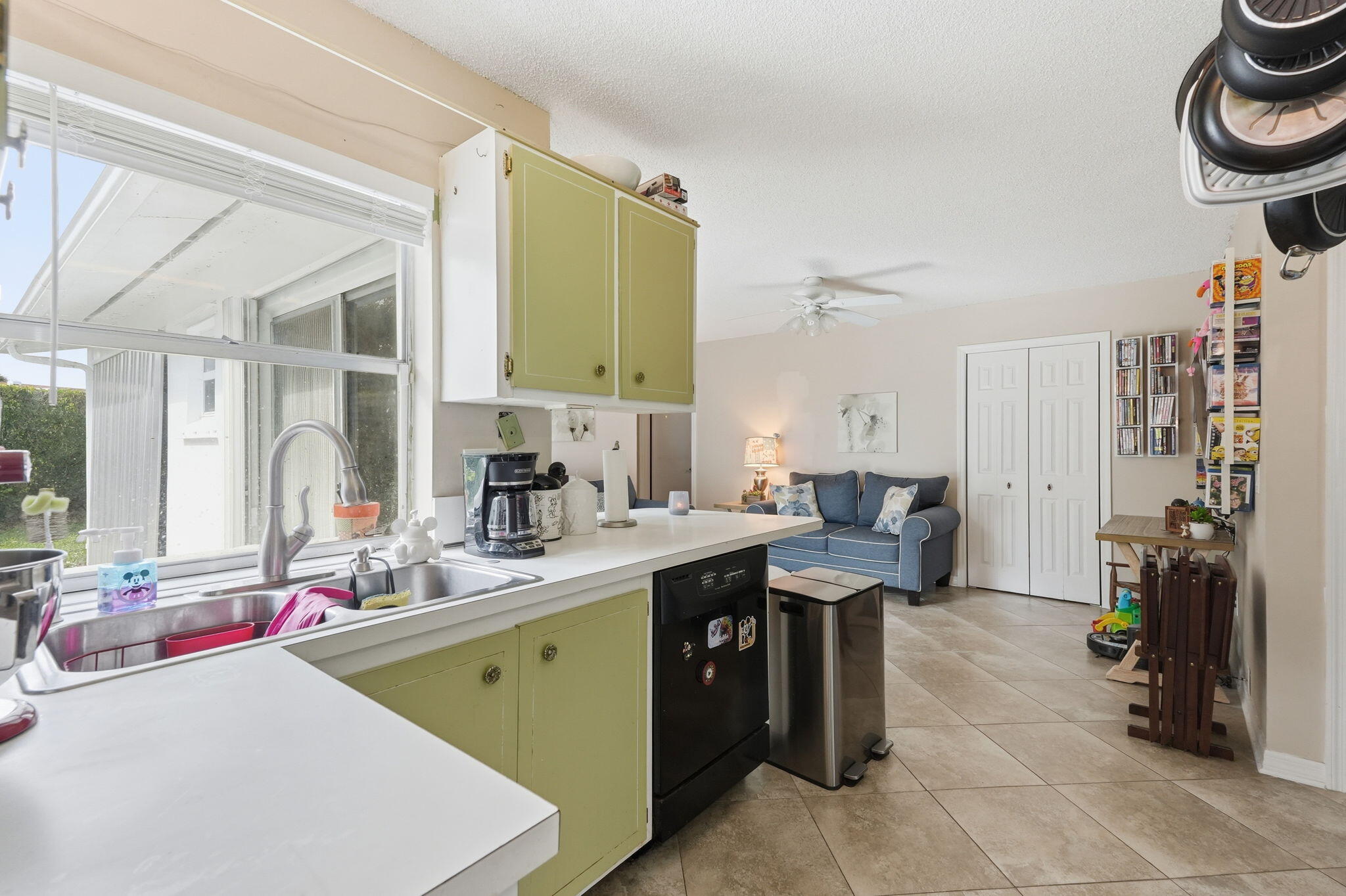 PALM BEACH LAKES SOUTH 2 - Residential