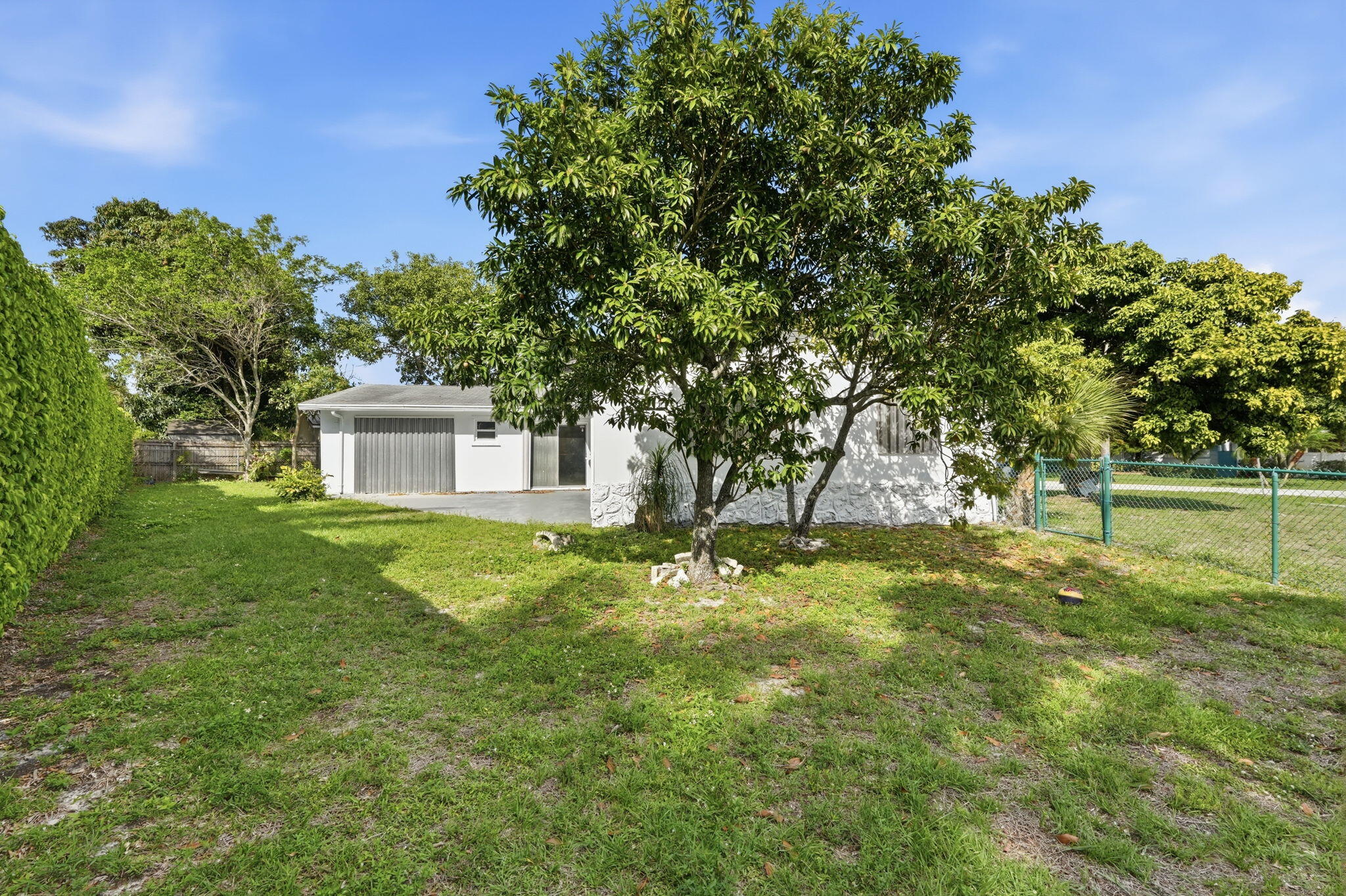 PALM BEACH LAKES SOUTH 2 - Residential