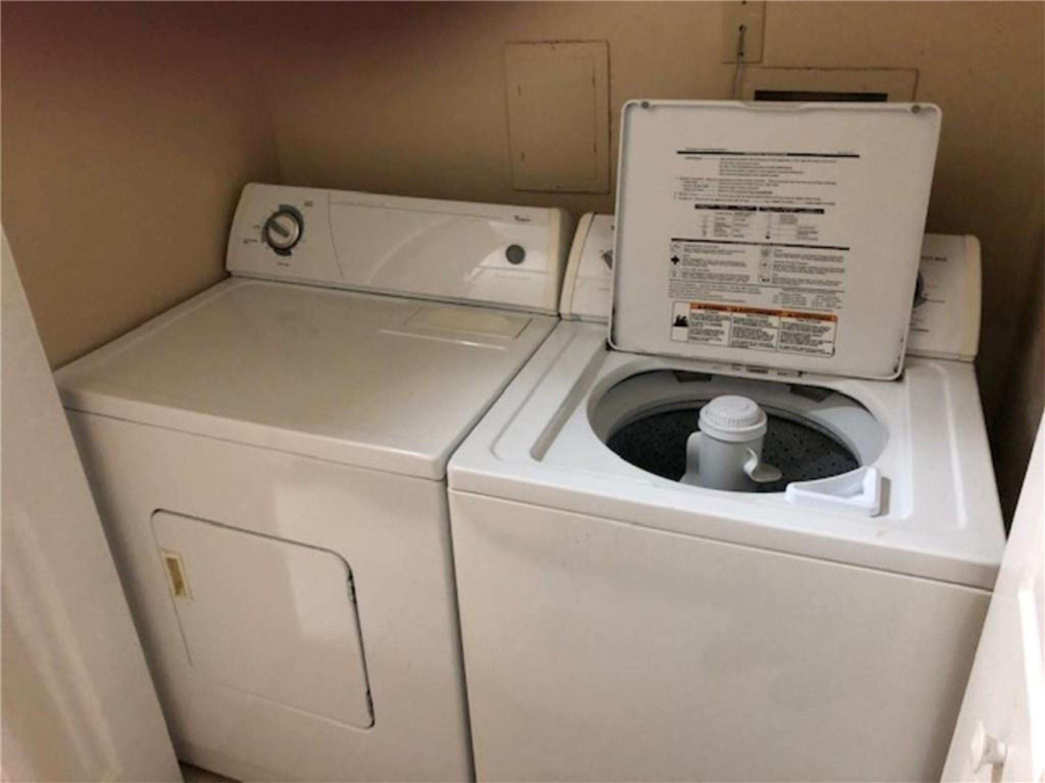 La Hacienda Country Club - Residential Lease