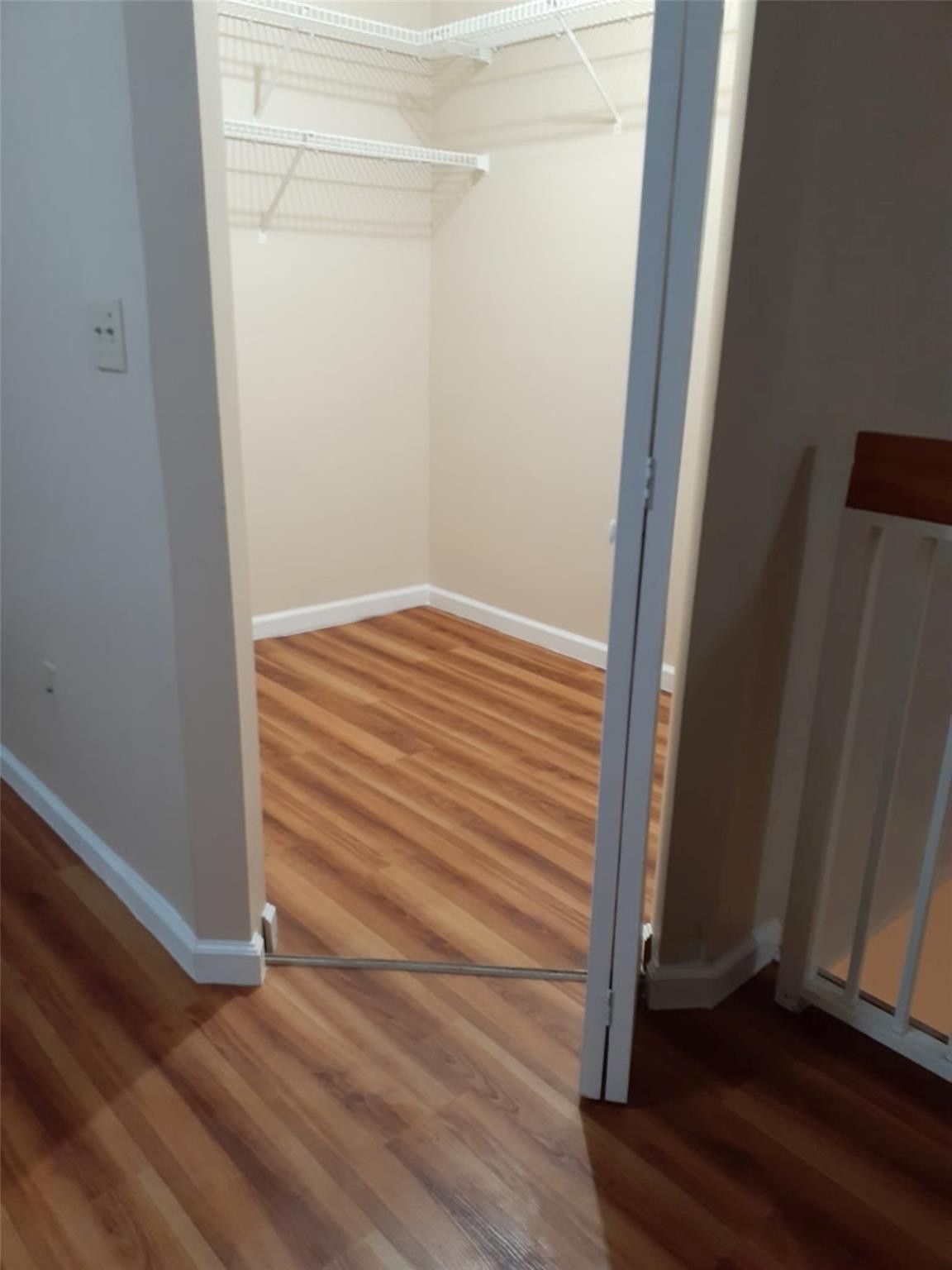 La Hacienda Country Club - Residential Lease