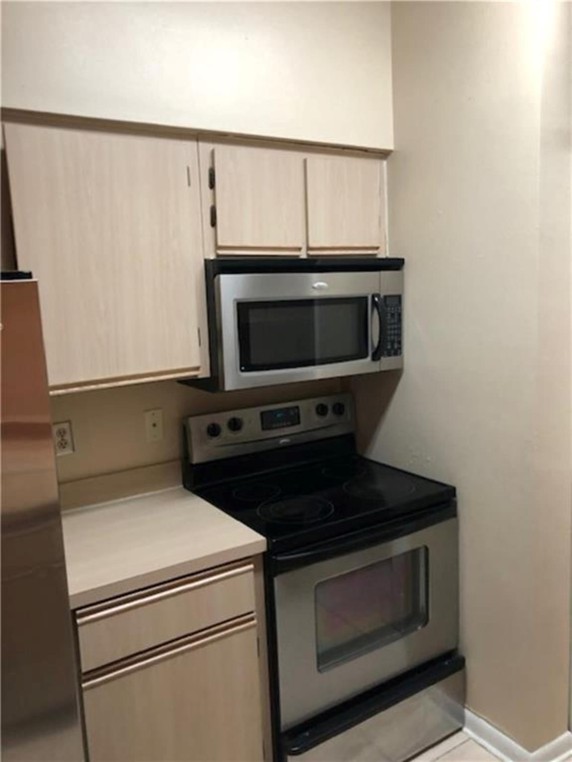 La Hacienda Country Club - Residential Lease