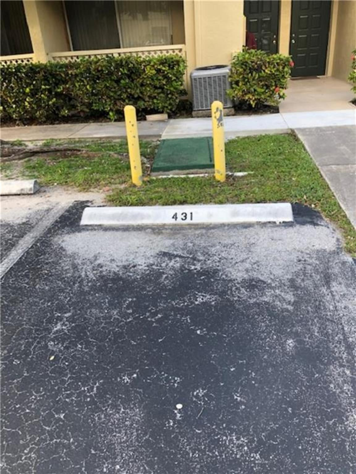 La Hacienda Country Club - Residential Lease