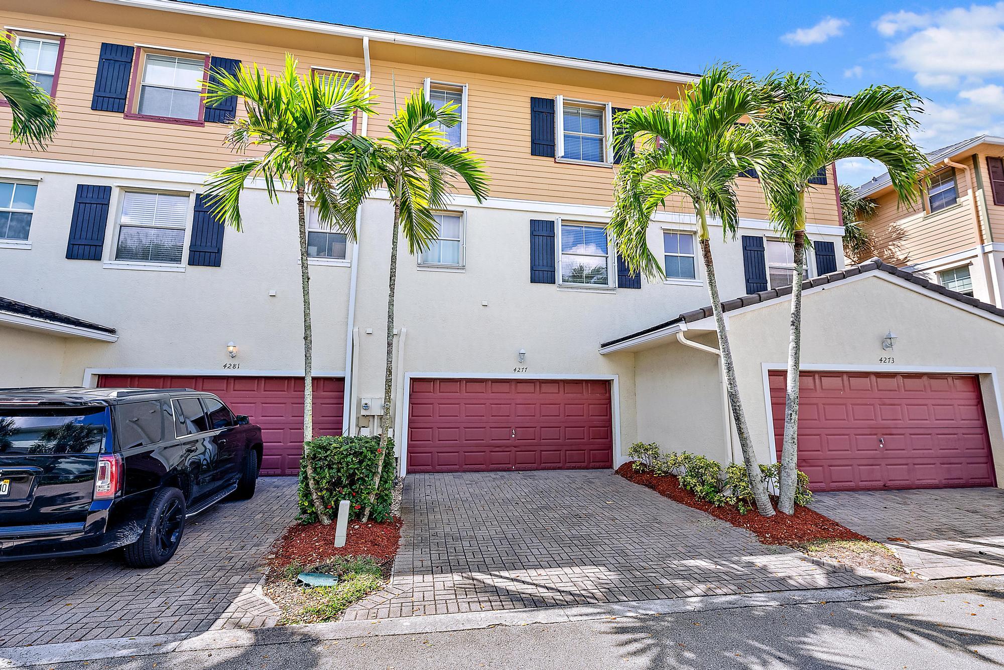 ABACOA TOWN CENTER 3 - Residential