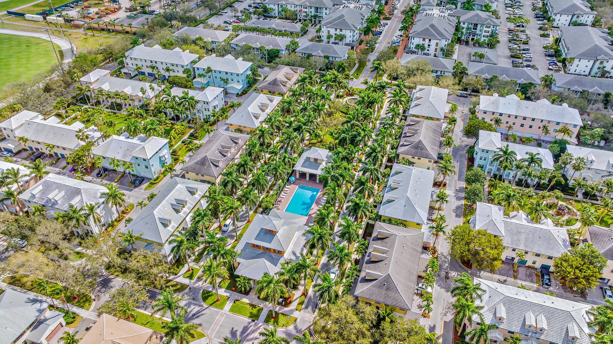 ABACOA TOWN CENTER 3 - Residential