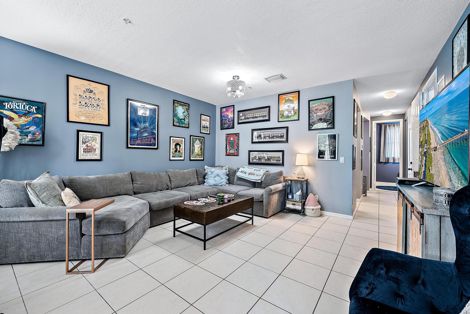 ABACOA TOWN CENTER 3 - Residential