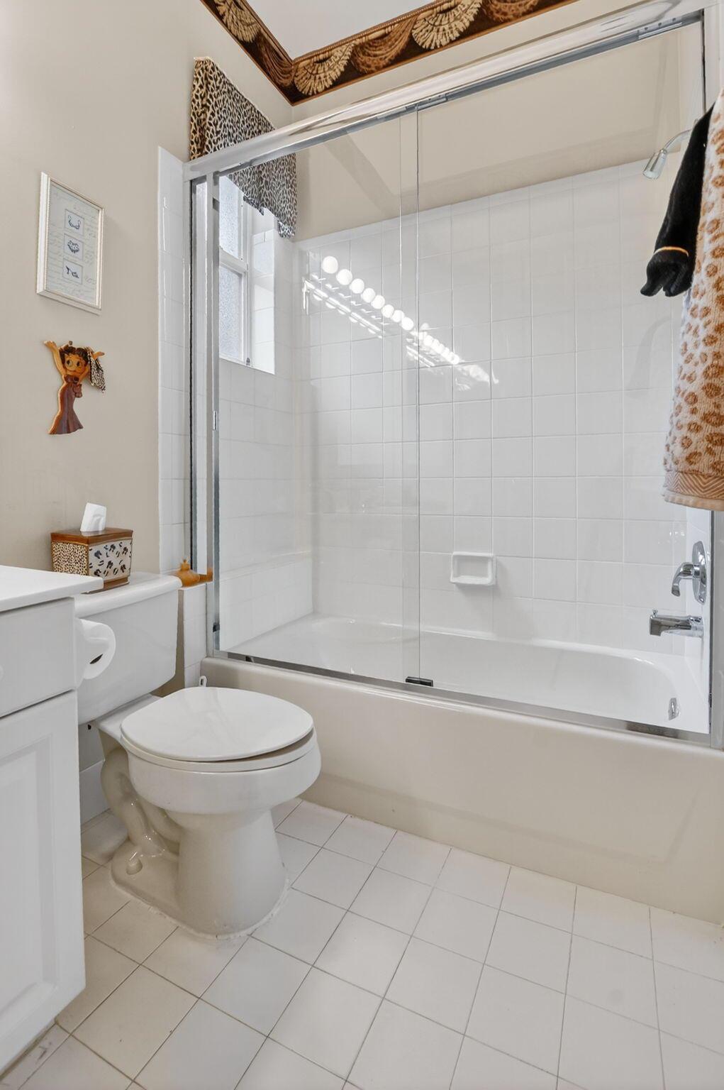 ABERDEEN/ OXFORD PLACE - Residential