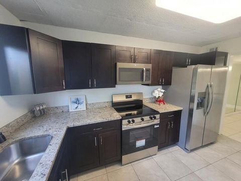 Tiny photo for 5917 Via Vermilya #206, Lake Worth, FL 33462 (MLS # B26012422)