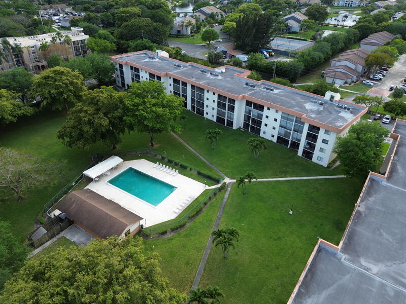 OLYMPUS VILLAGE CONDO - Residential