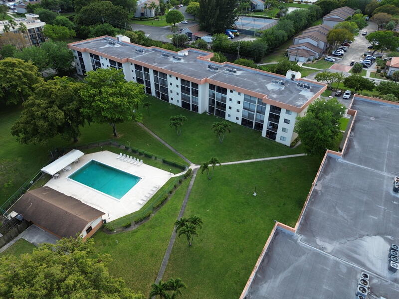 OLYMPUS VILLAGE CONDO - Residential