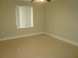 RIDGE AT THE BLUFFS - Residential Lease