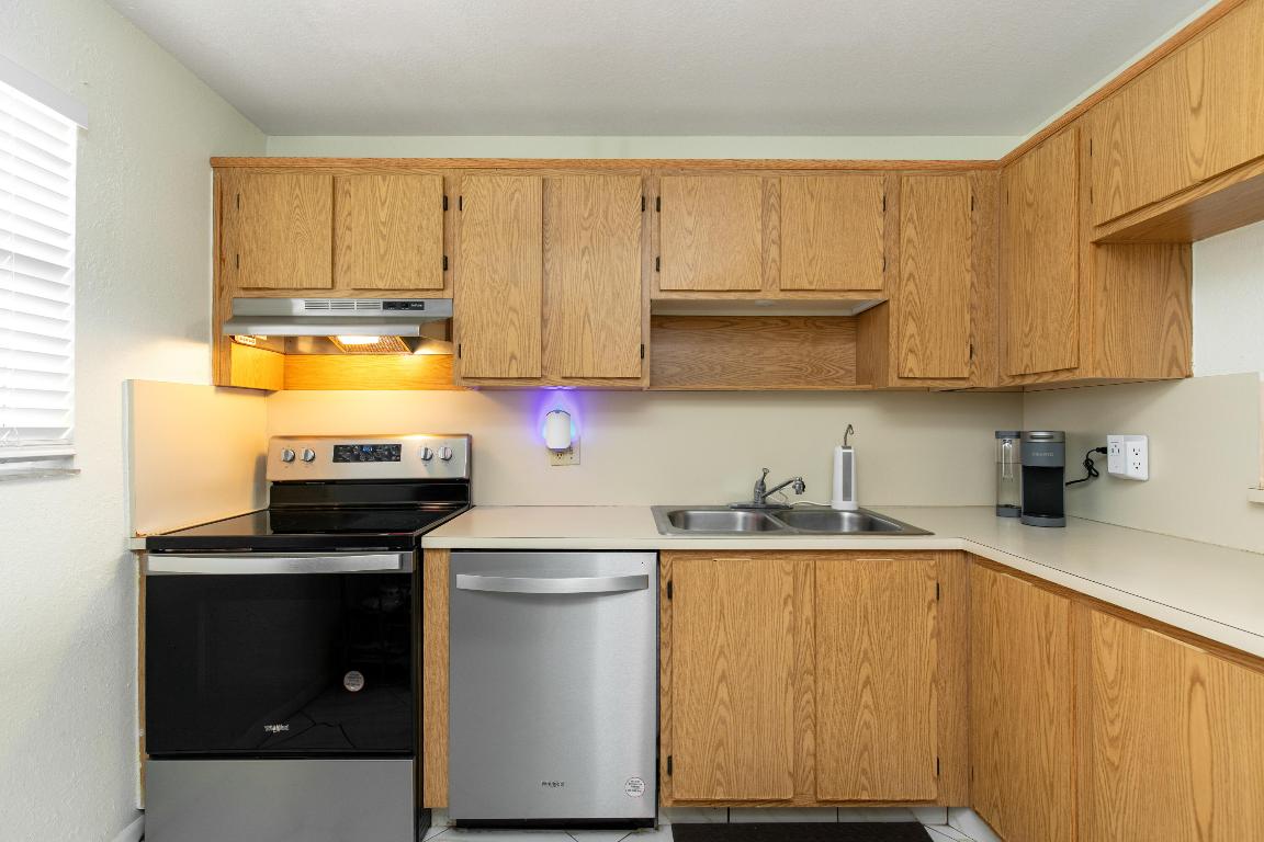 ROYAL PARK GARDENS III-H CONDO - Residential