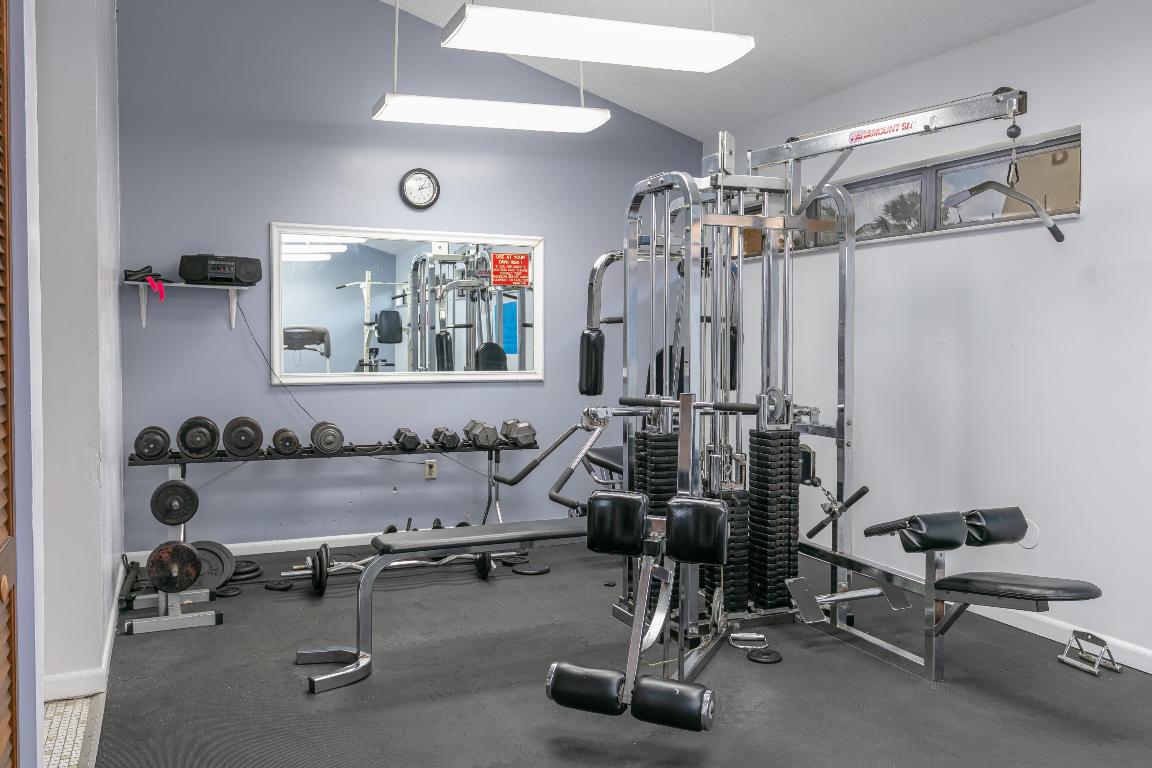 ROYAL PARK GARDENS III-H CONDO - Residential