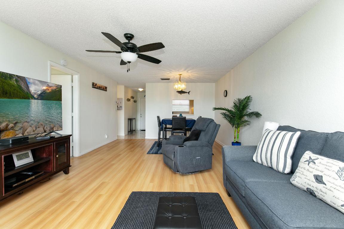 ROYAL PARK GARDENS III-H CONDO - Residential