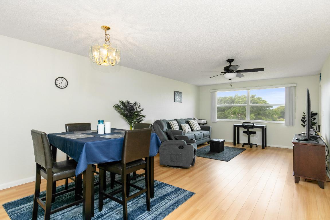 ROYAL PARK GARDENS III-H CONDO - Residential