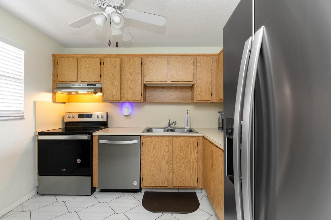 ROYAL PARK GARDENS III-H CONDO - Residential