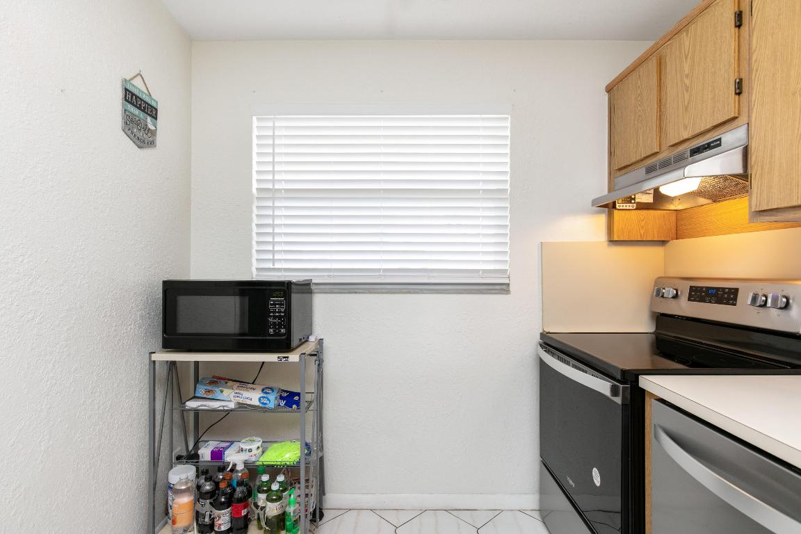 ROYAL PARK GARDENS III-H CONDO - Residential