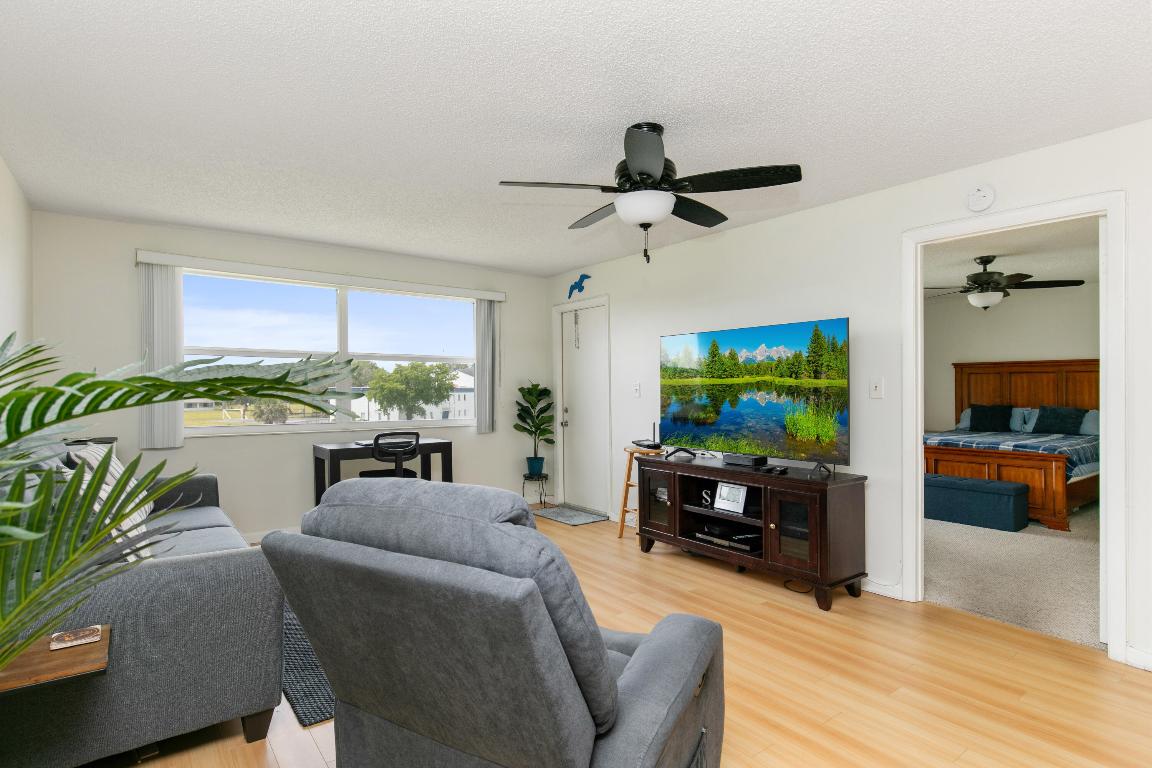 ROYAL PARK GARDENS III-H CONDO - Residential