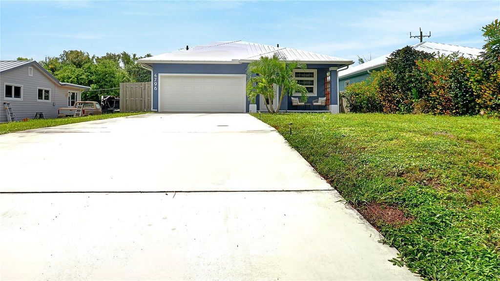 Photo of 4796 SE Horizon Avenue, Stuart, FL 34997 (MLS # F10548692)