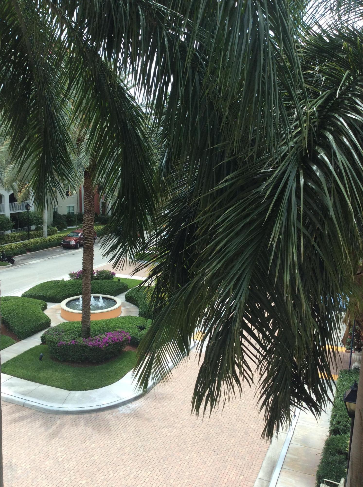 MOORINGS AT LANTANA CONDO 2 - Residential