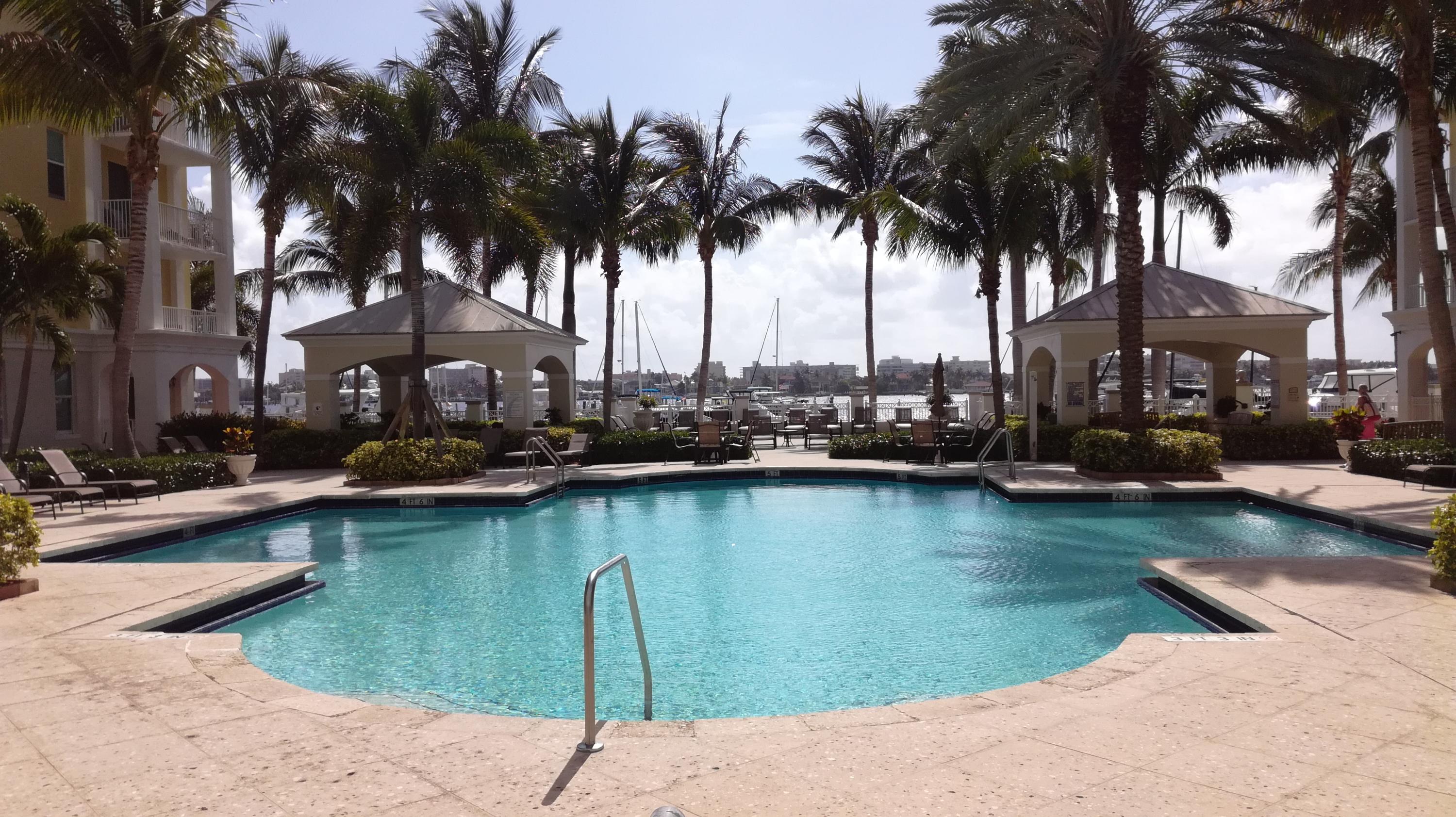 MOORINGS AT LANTANA CONDO 2 - Residential