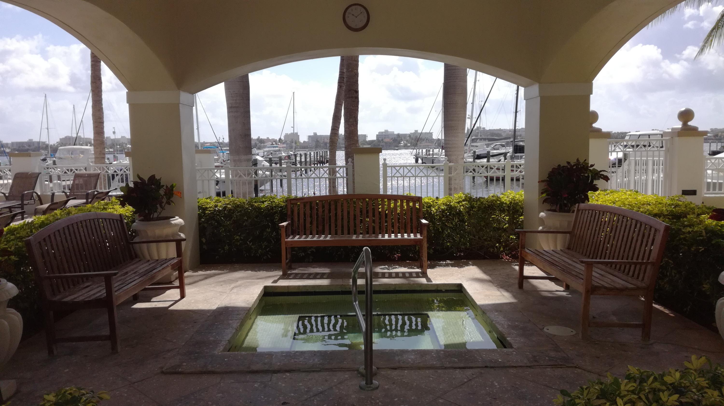 MOORINGS AT LANTANA CONDO 2 - Residential