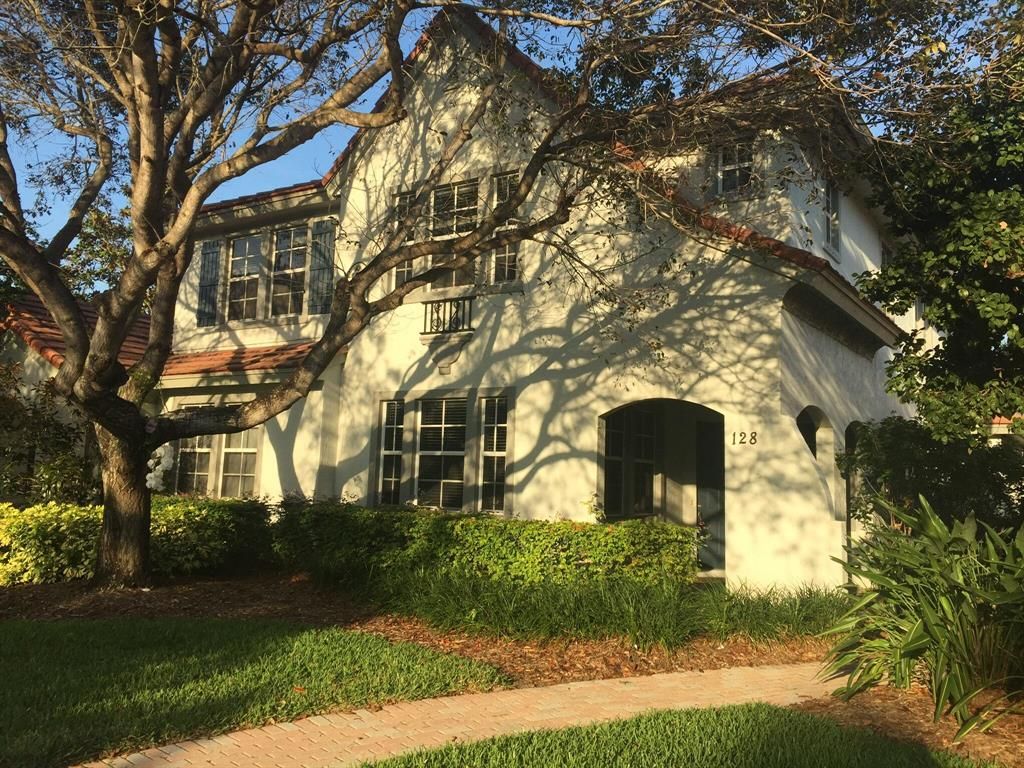 Photo of 128 Evergrene Parkway #5-B, Palm Beach Gardens, FL 33410 (MLS # R10706666)