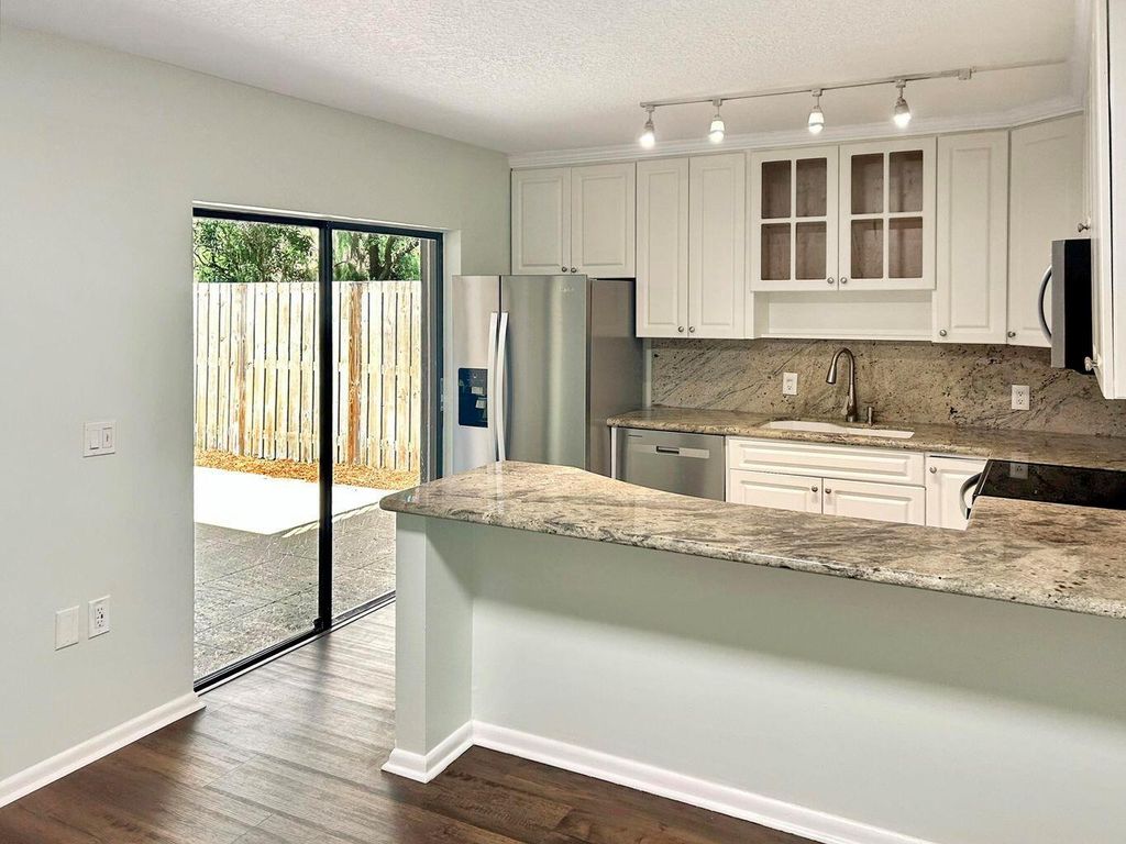 Photo of 405 4th Lane, Palm Beach Gardens, FL 33418 (MLS # R11091391)