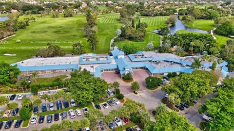 Tiny photo for 661 Hollows Circle, Deerfield Beach, FL 33442 (MLS # F10546100)