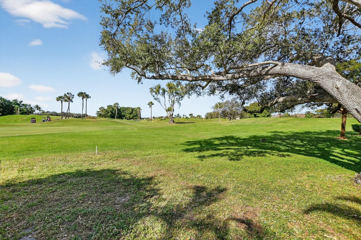 THE HOLLOWS - Residential