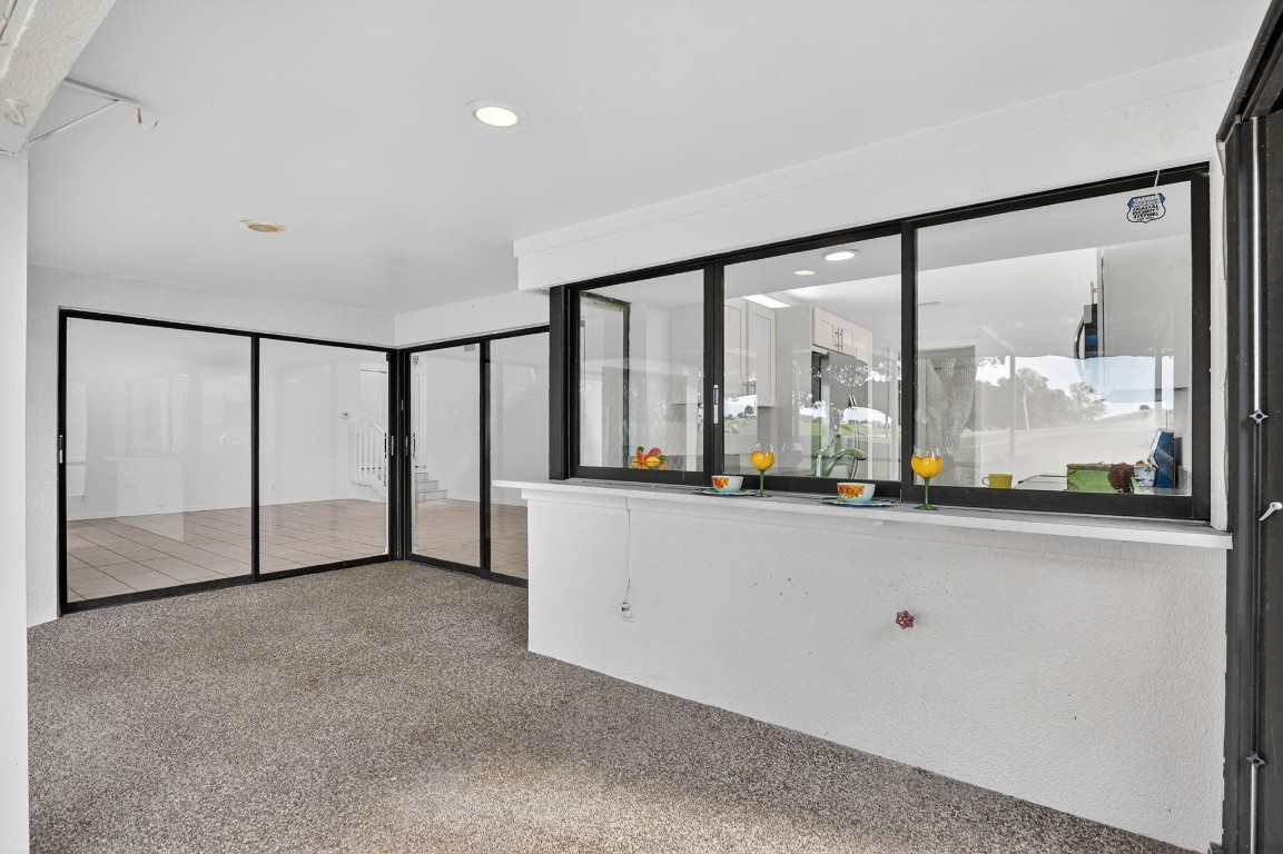 THE HOLLOWS - Residential