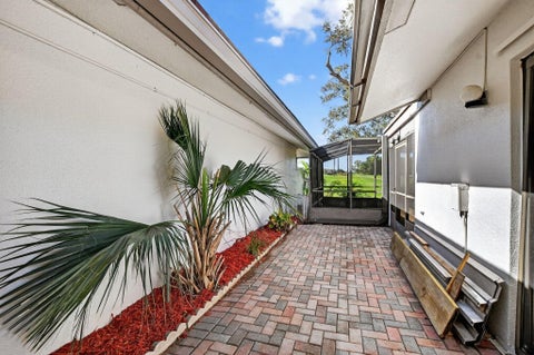 Tiny photo for 661 Hollows Circle, Deerfield Beach, FL 33442 (MLS # F10546100)