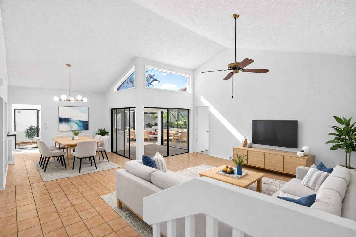 THE HOLLOWS - Residential