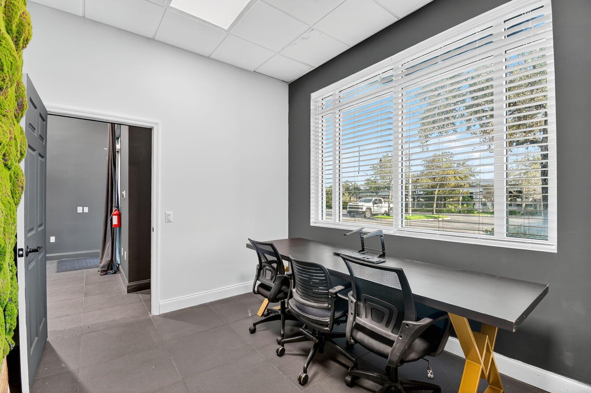 MARINA MILE BUSINESS PARK - Commercial Sale