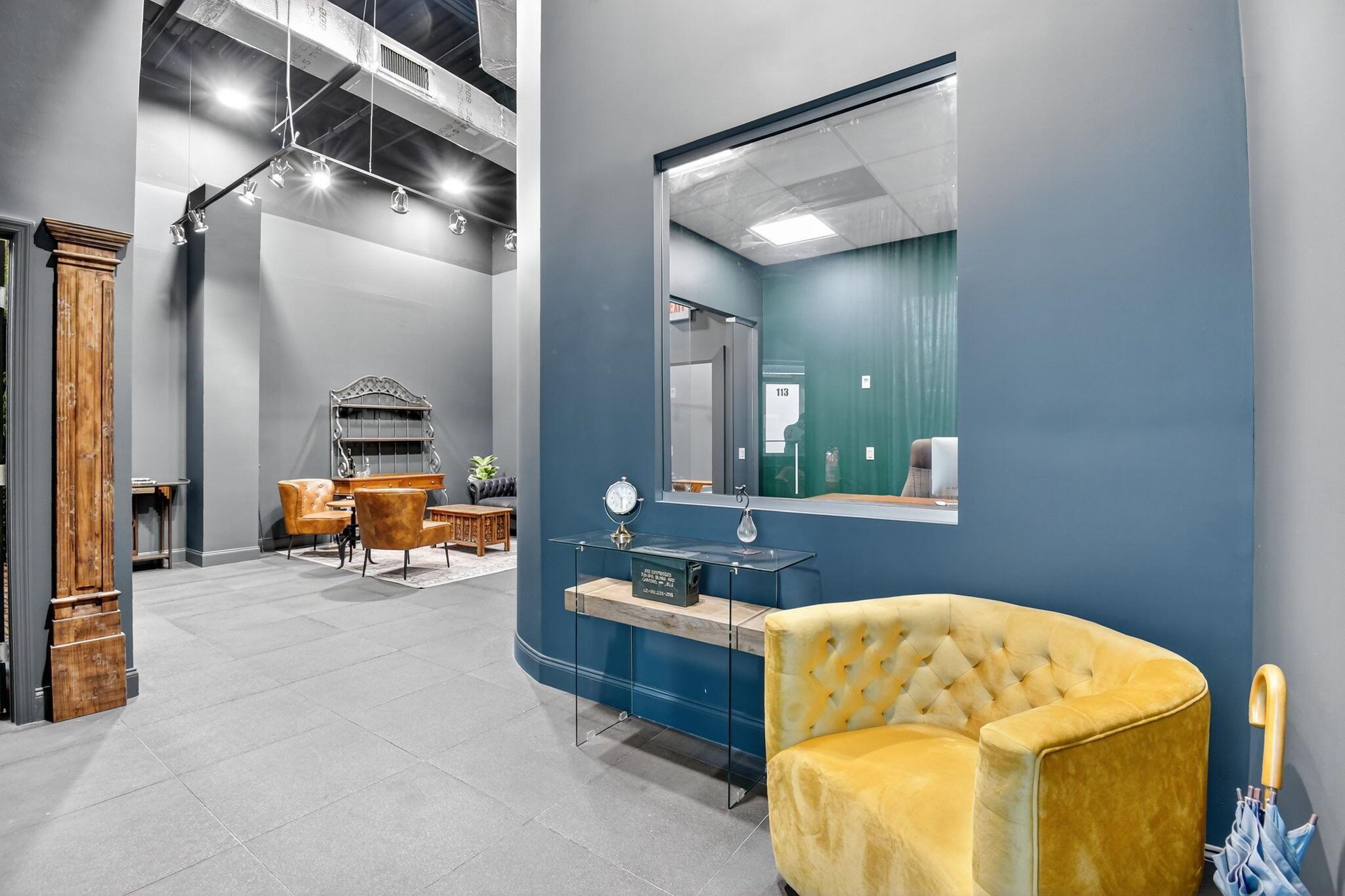 MARINA MILE BUSINESS PARK - Commercial Sale