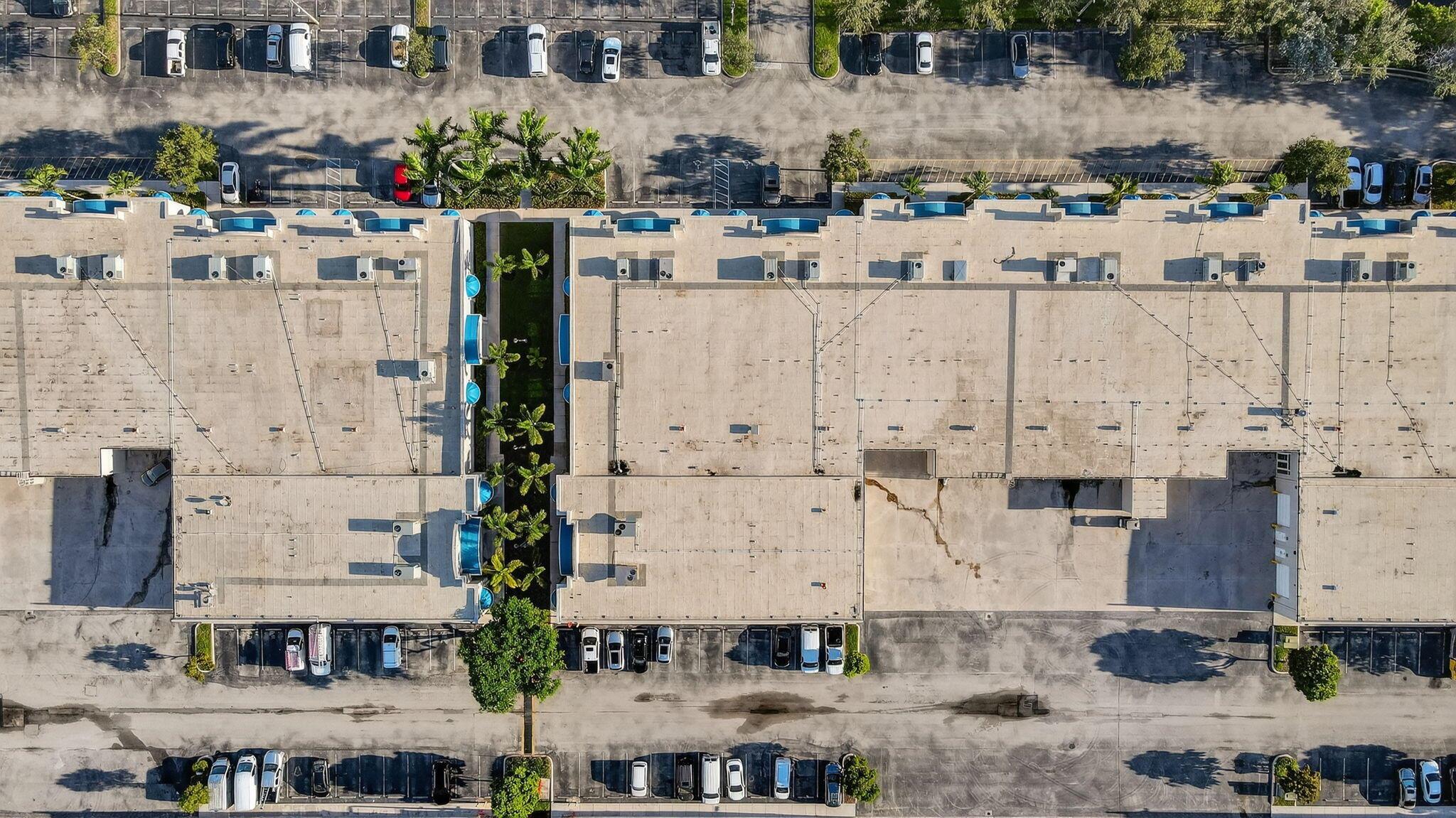 MARINA MILE BUSINESS PARK - Commercial Sale