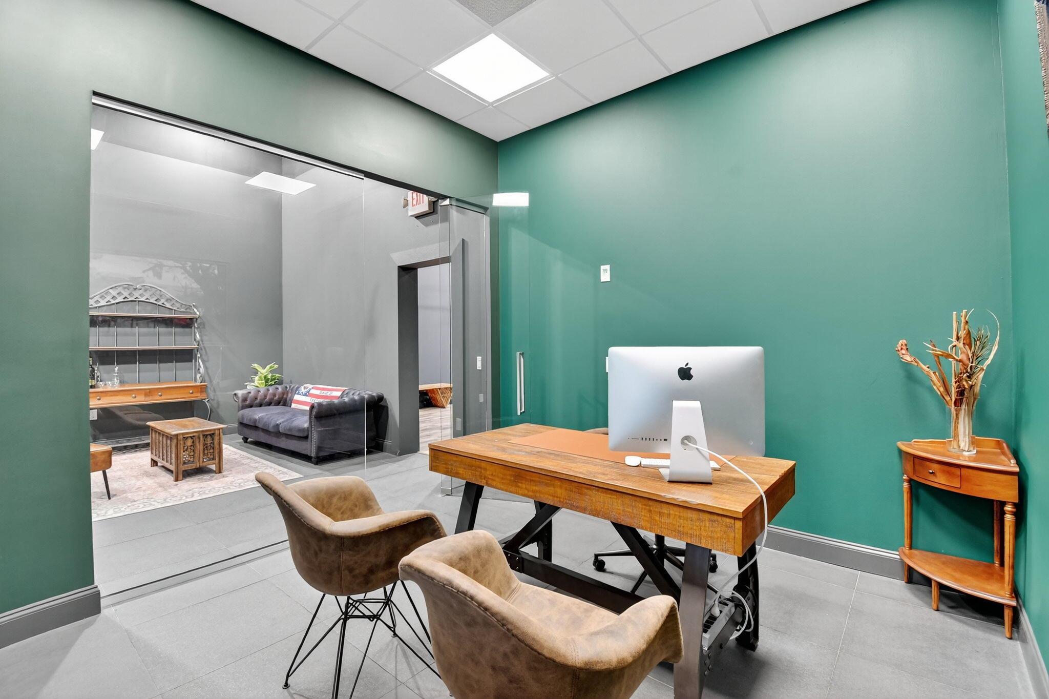 MARINA MILE BUSINESS PARK - Commercial Sale