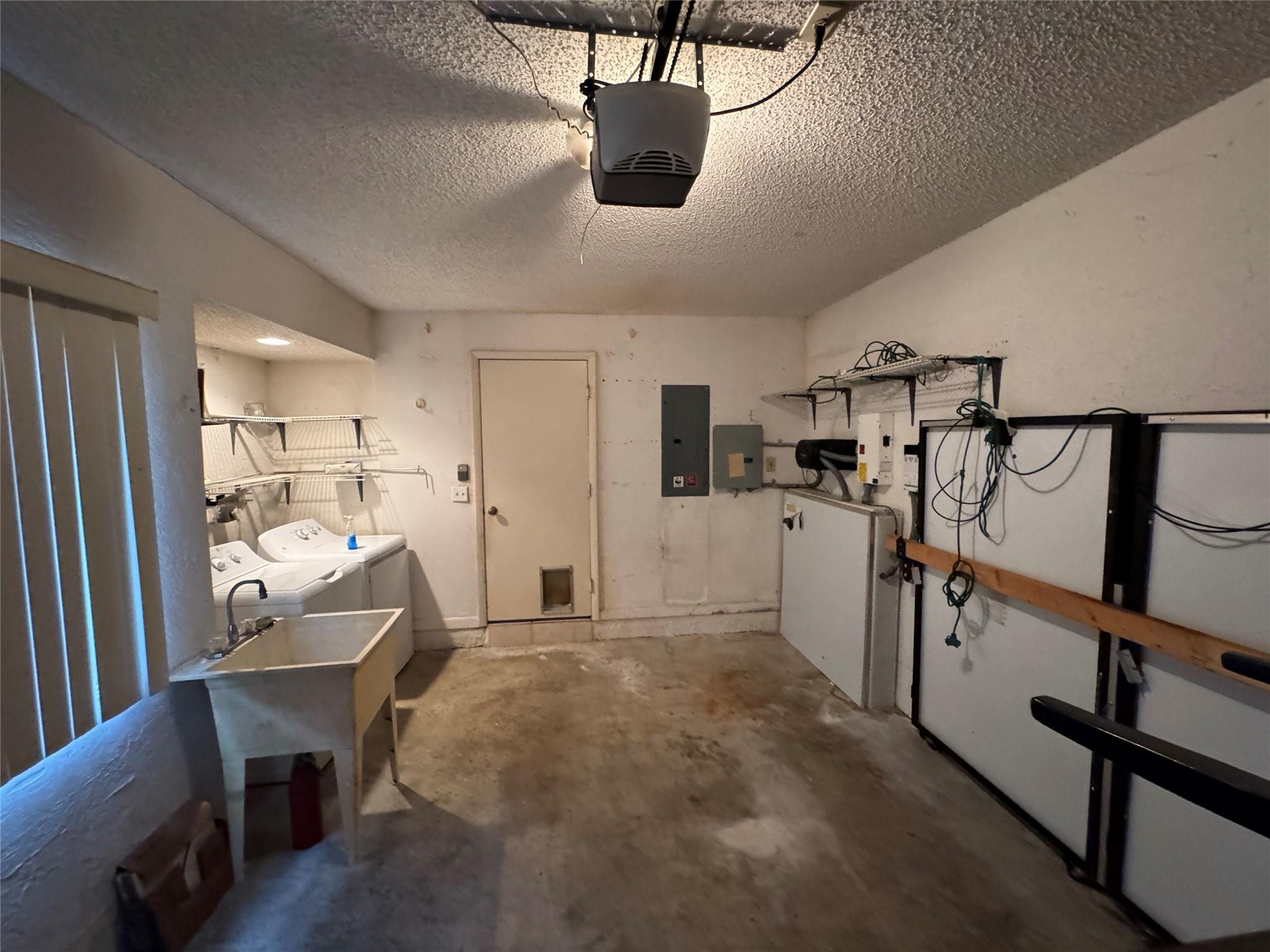 Jacaranda Prcl 480 122-41 - Residential Lease