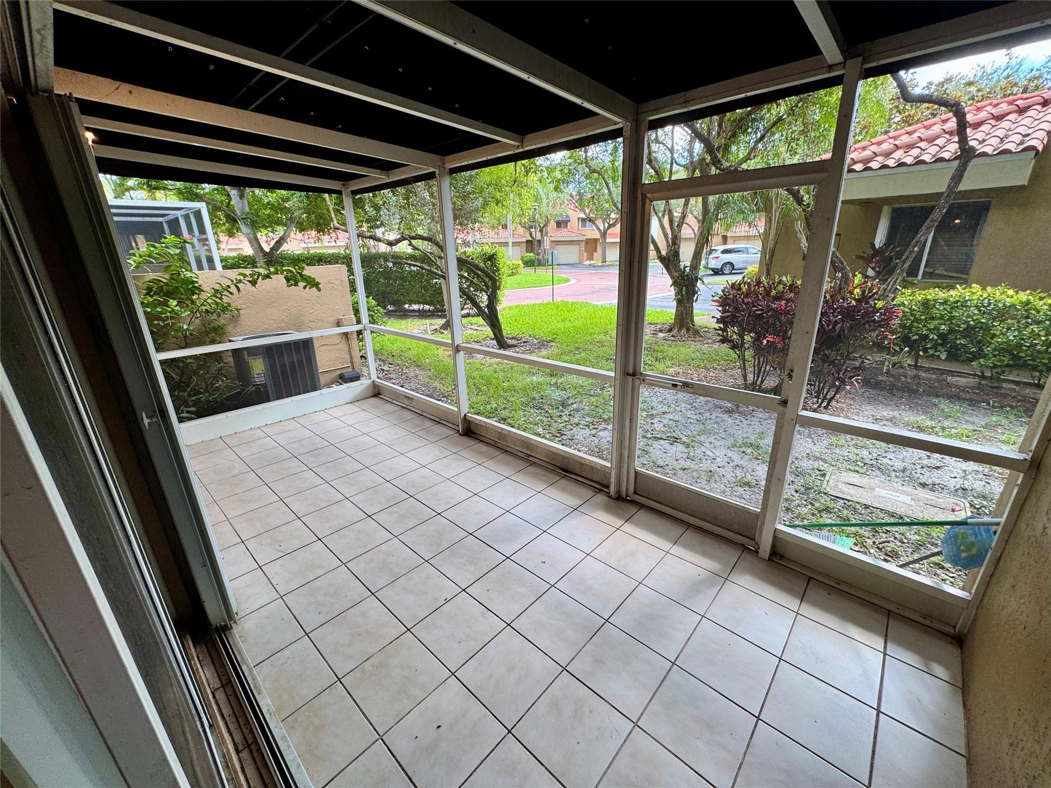 Jacaranda Prcl 480 122-41 - Residential Lease