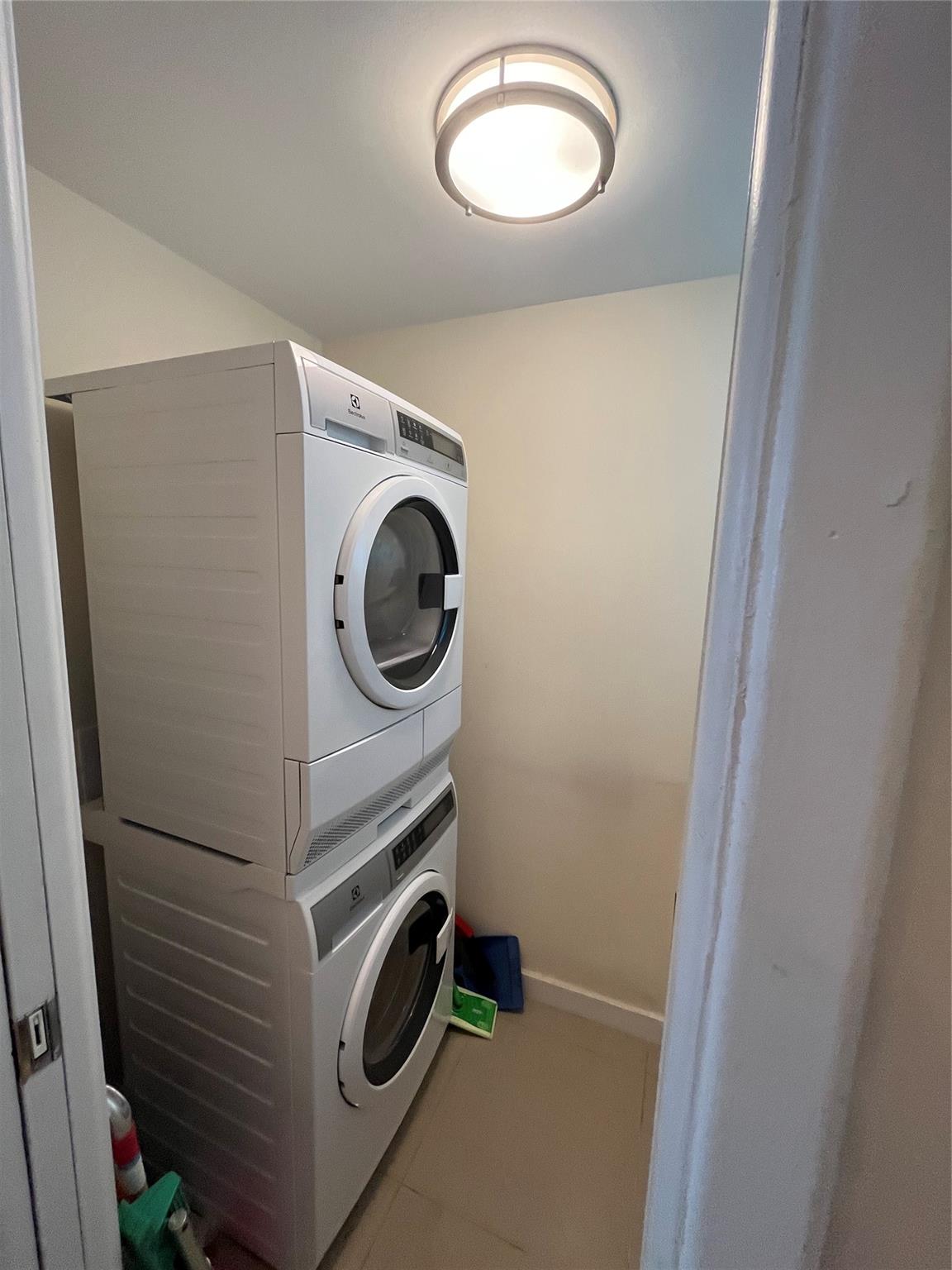 Tiara East - Residential Lease