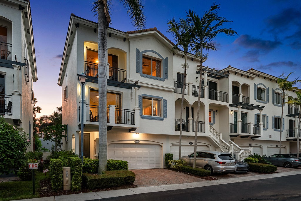 Photo of 3131 Waterside Circle, Boynton Beach, FL 33435 (MLS # B26081049)