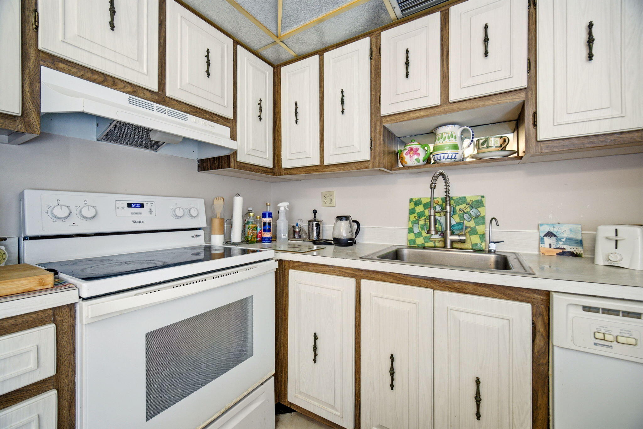 KINGS POINT MONACO CONDOS - Residential