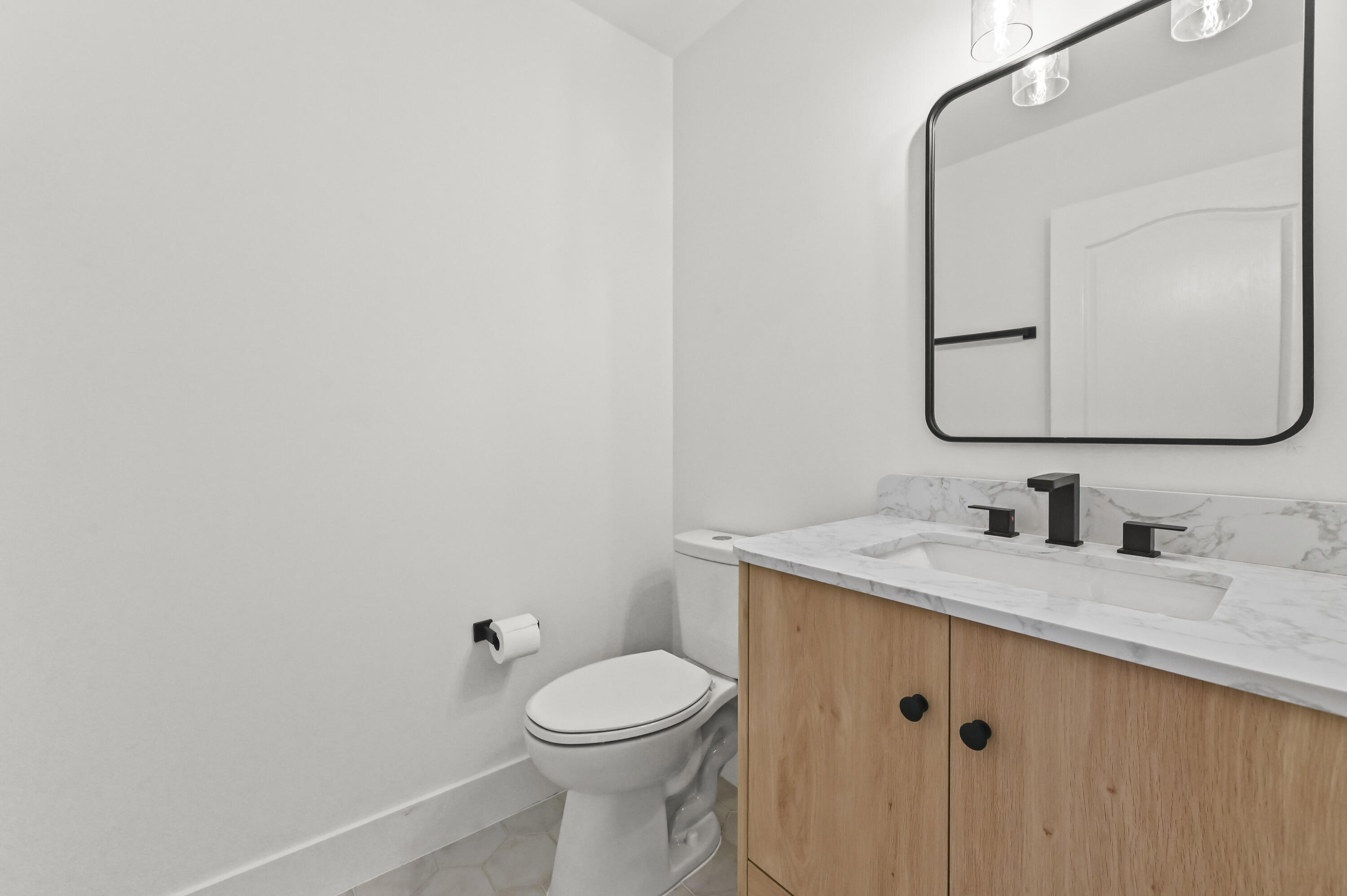 SYMPHONY BAY - Residential