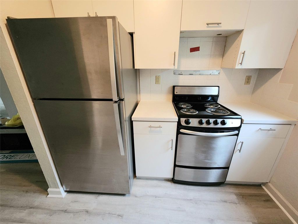 Photo of 2607 NE 8th Avenue #33, Wilton Manors, FL 33334 (MLS # B26050704)